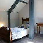 Moulin De Parayre Bed & Breakfast 3*