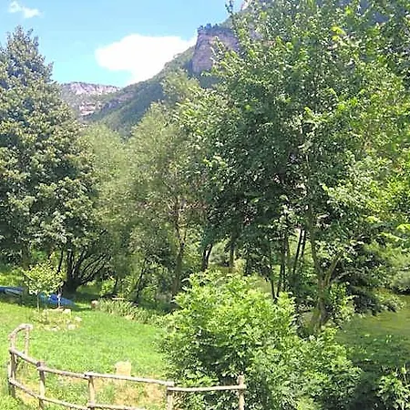 Moulin De Parayre