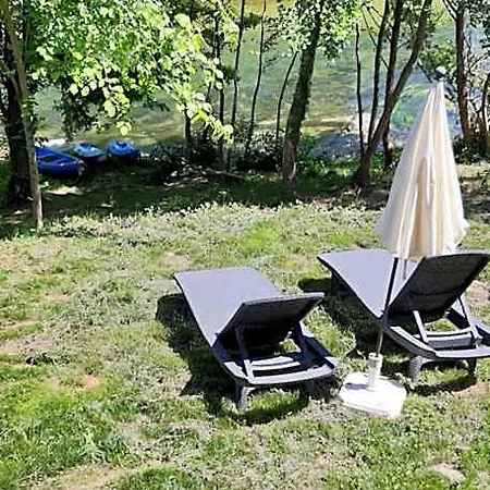 Moulin De Parayre Bed & Breakfast