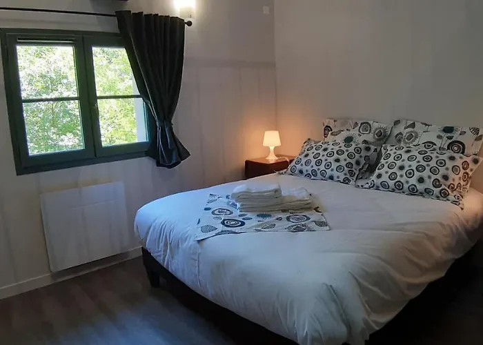 Moulin De Parayre Alojamento de Acomodação e Pequeno-almoço